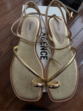 L'AGENCE Gold Metallic Strappy Toe-Ring Sandals